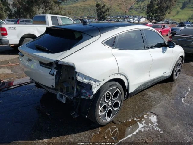 Ford Mustang Mach-E GT* ПОДГРЕВ* 360* СЛ.ЛЕНТИ* KEYLESS, снимка 8 - Автомобили и джипове - 53978545