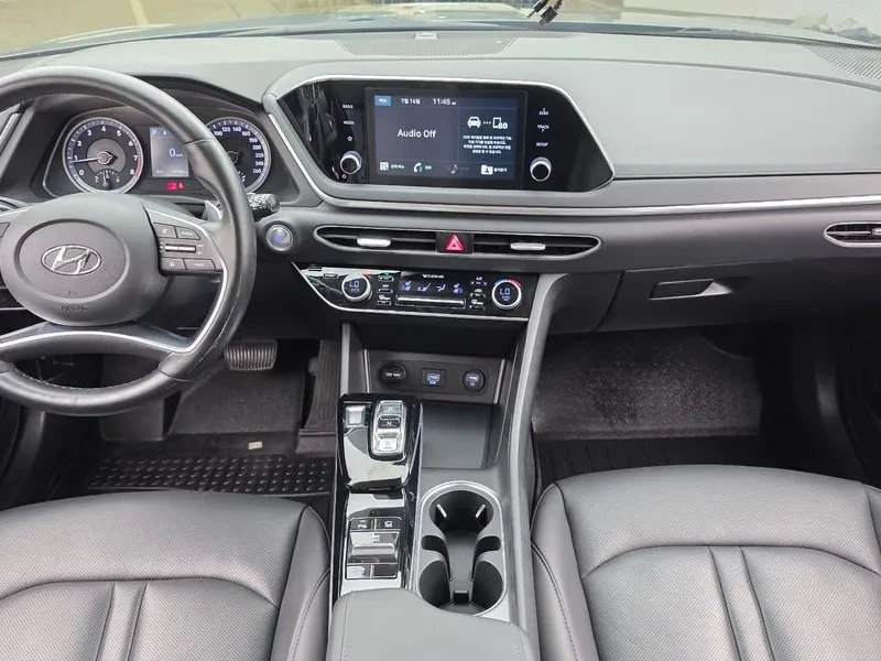 Hyundai Sonata 2.0 Premium Family, снимка 7 - Автомобили и джипове - 55803537