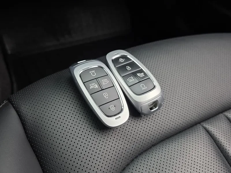 Hyundai Sonata 2.0 Premium Family, снимка 17 - Автомобили и джипове - 55803537