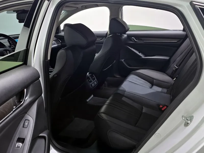 Honda Accord 2.0 Hybrid - ���� 30% �����! | Mobile.bg � ����������� 11