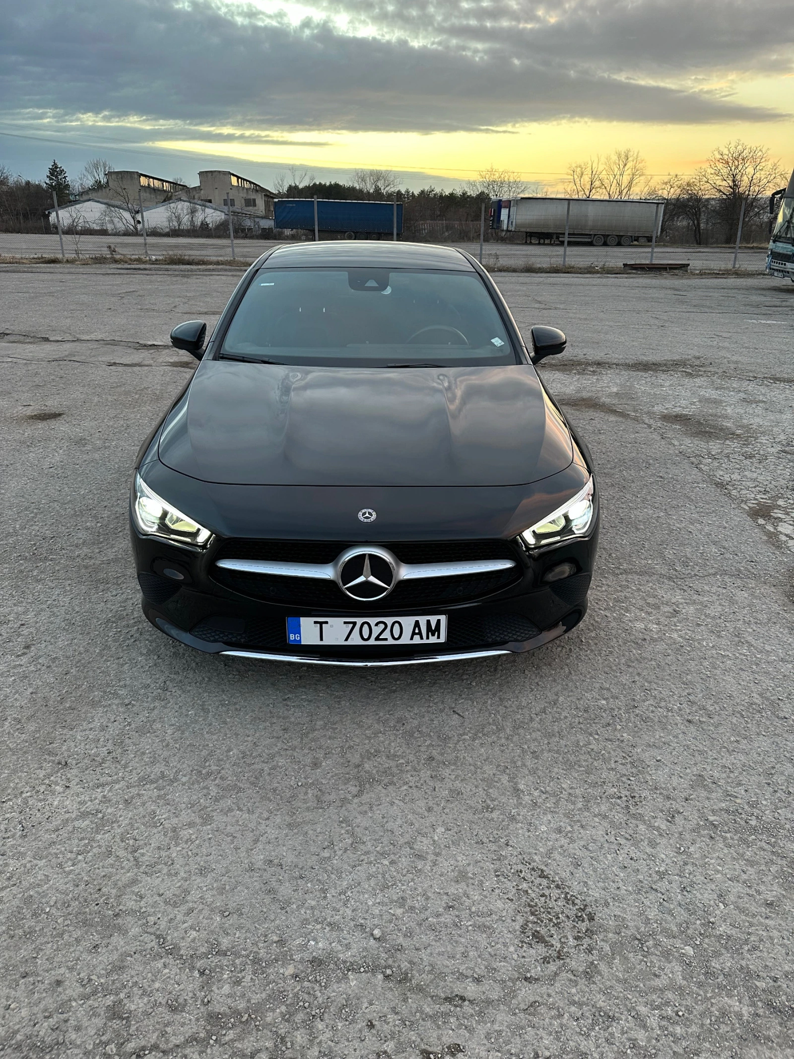 Mercedes-Benz CLA 180 NEW 22000km - изображение 2