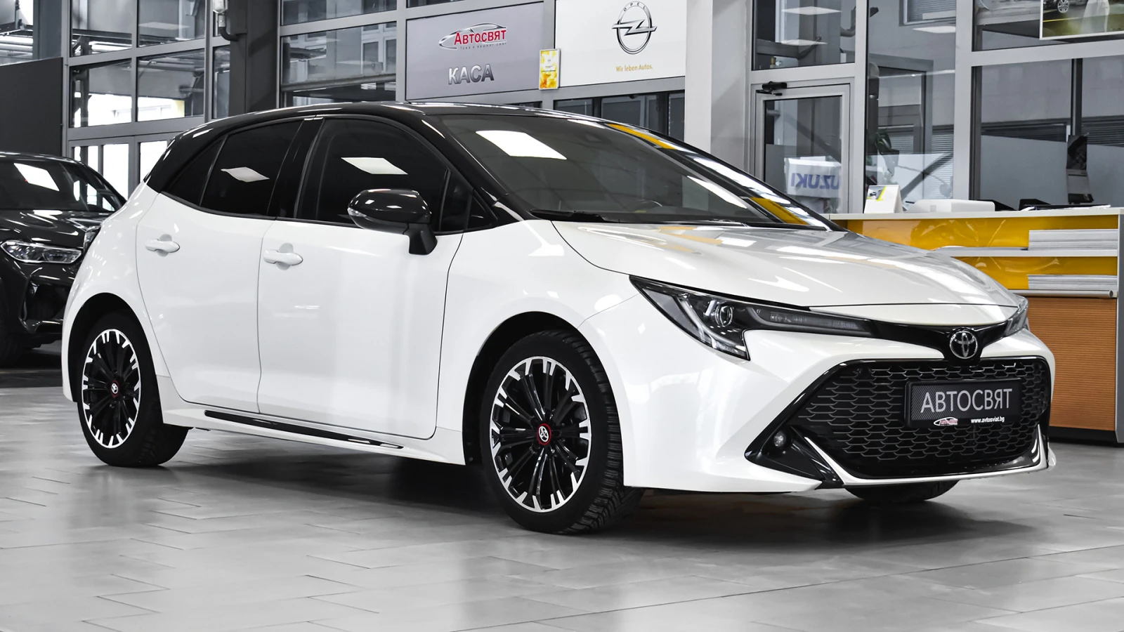 Toyota Corolla 2.0 Hybrid GR Line Automatic - изображение 5