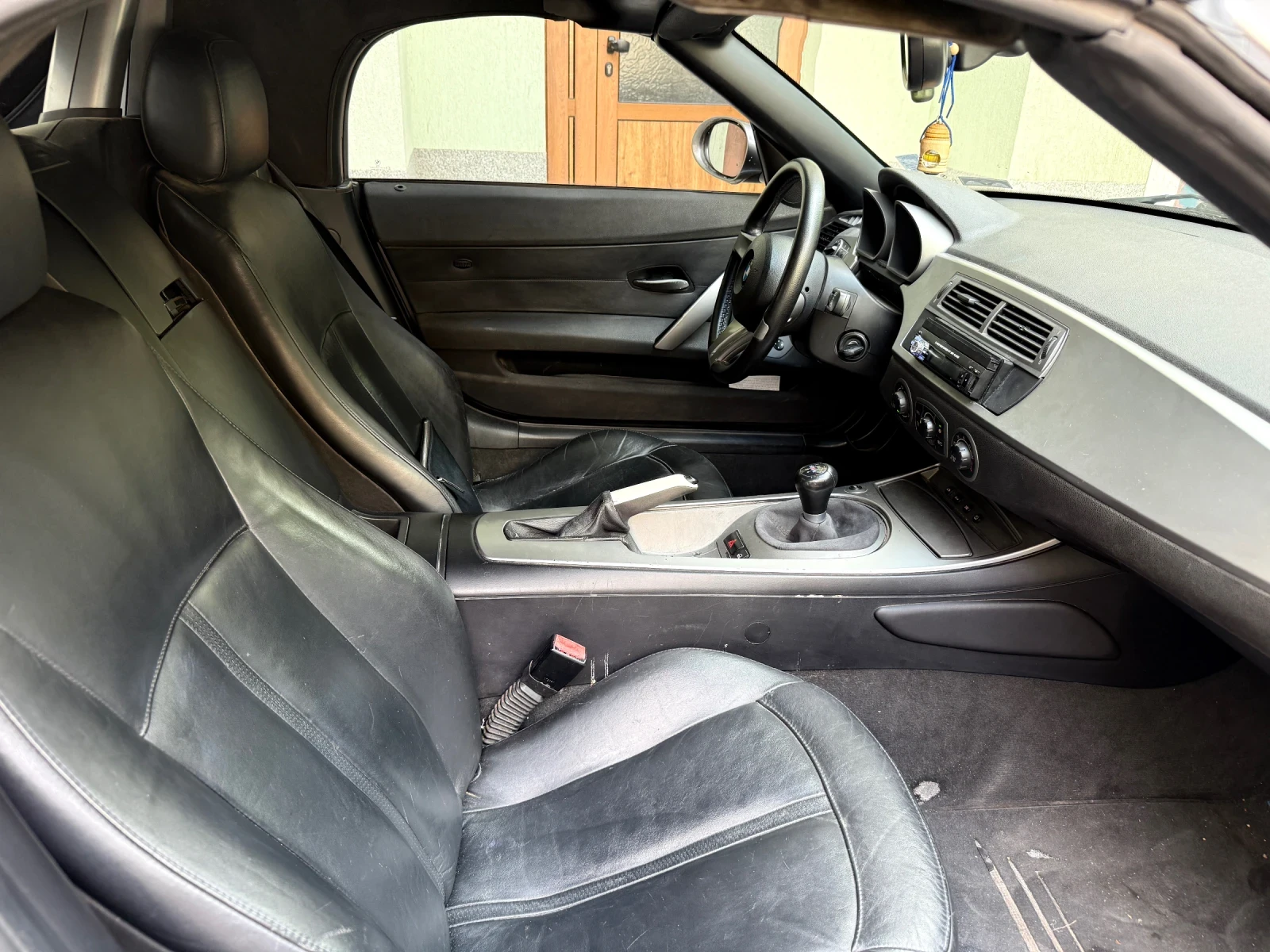 BMW Z4 2.5 - изображение 7