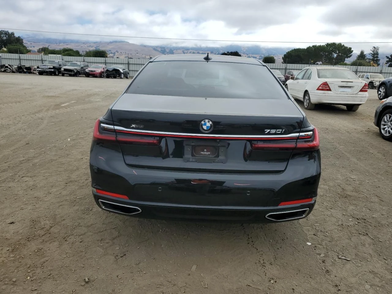 BMW 750 2020 BMW 750 XI - изображение 5