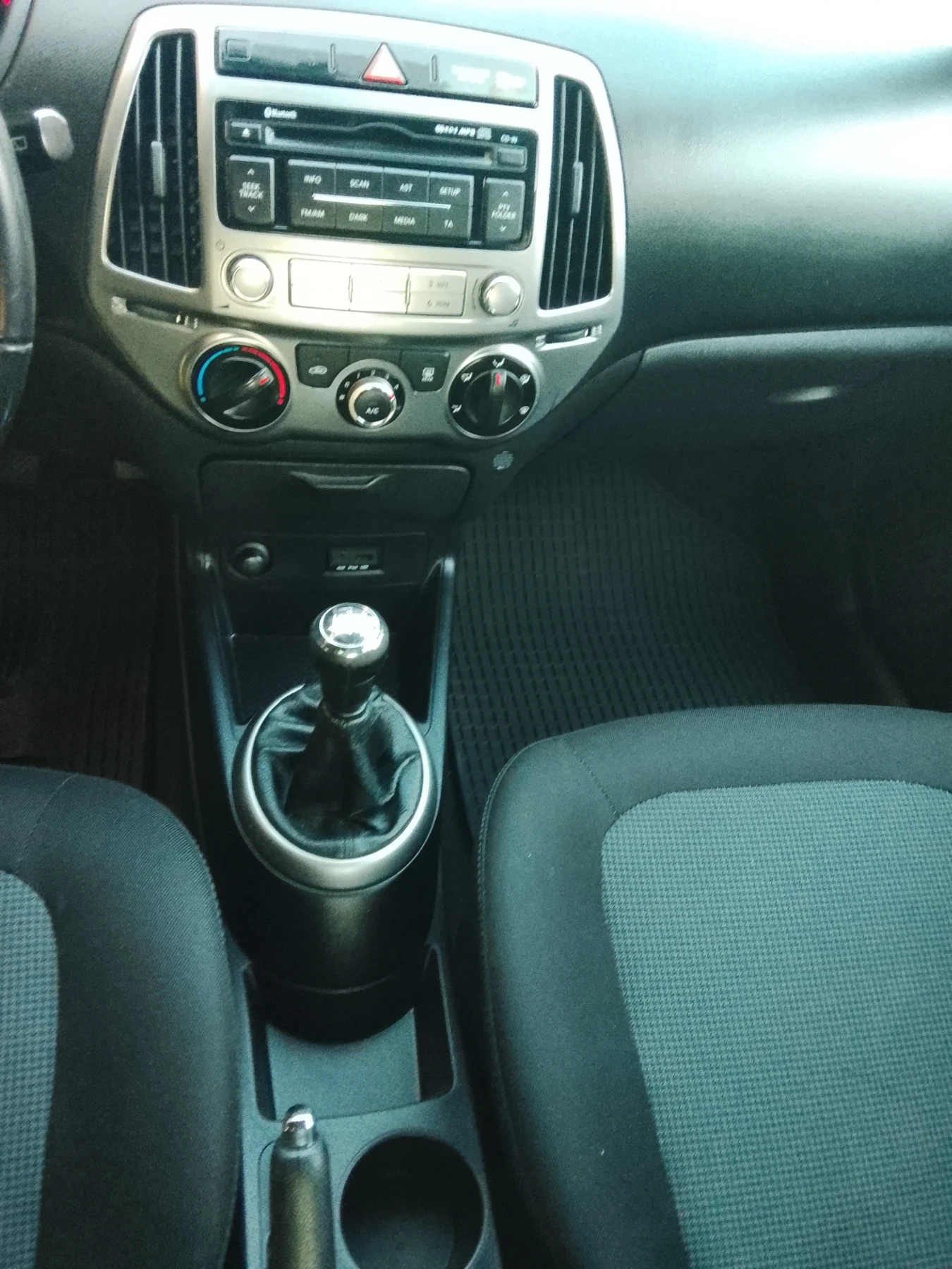 Hyundai I20 1.2i | Mobile.bg   12