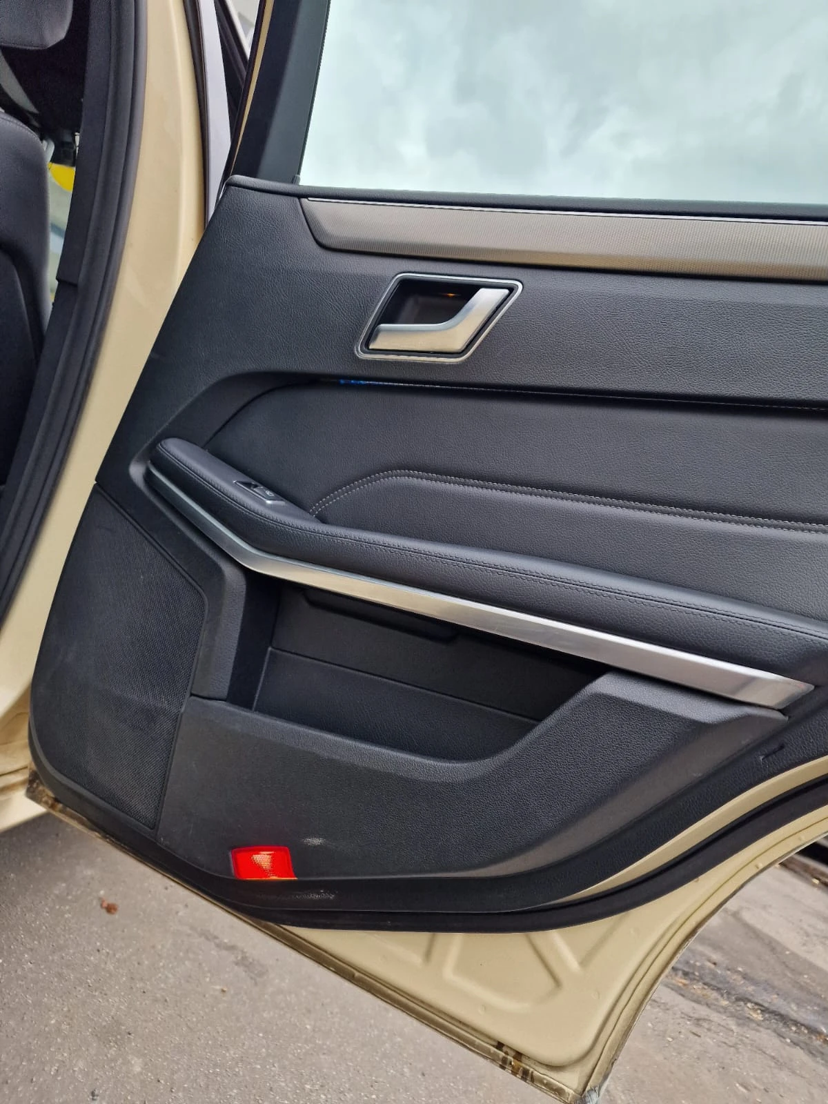 Mercedes-Benz E 220 | Mobile.bg   9