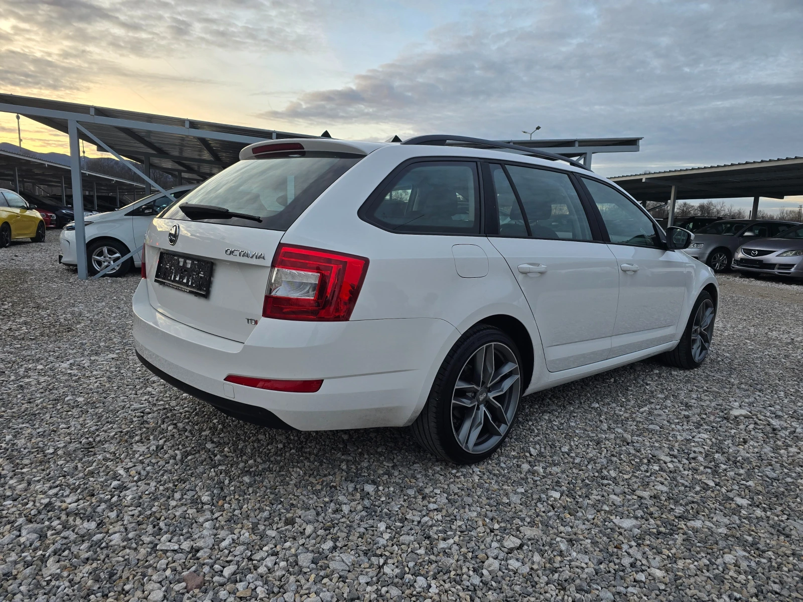 Skoda Octavia 2, 0 TDI KLIMATRNIK 150KS - изображение 5