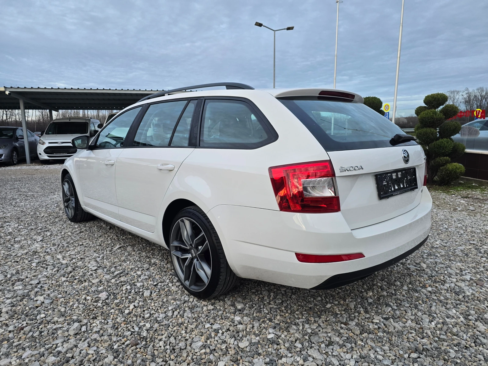 Skoda Octavia 2, 0 TDI KLIMATRNIK 150KS - изображение 3