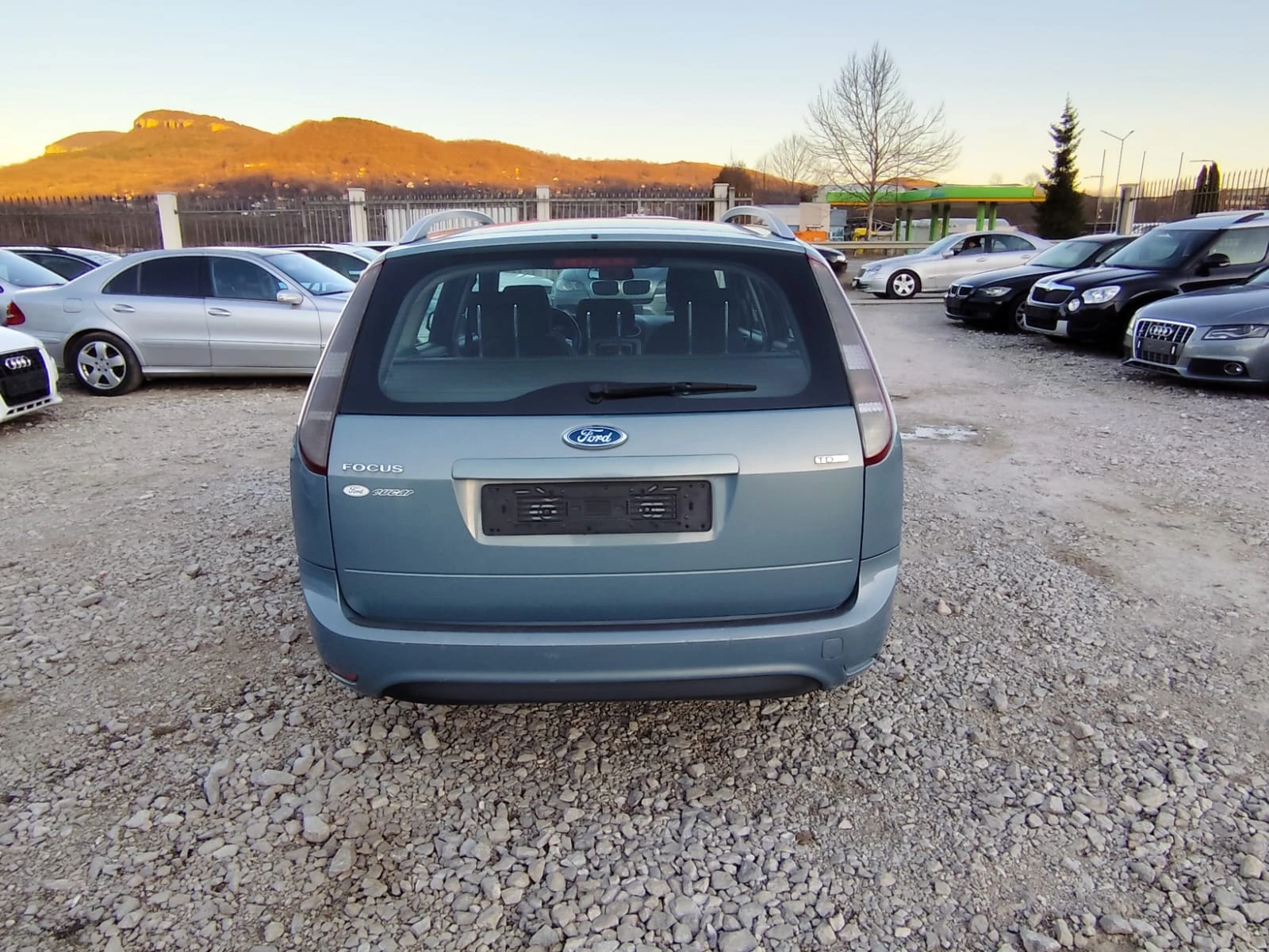 Ford Focus 1.6 дизел 90 коня Италия - изображение 6