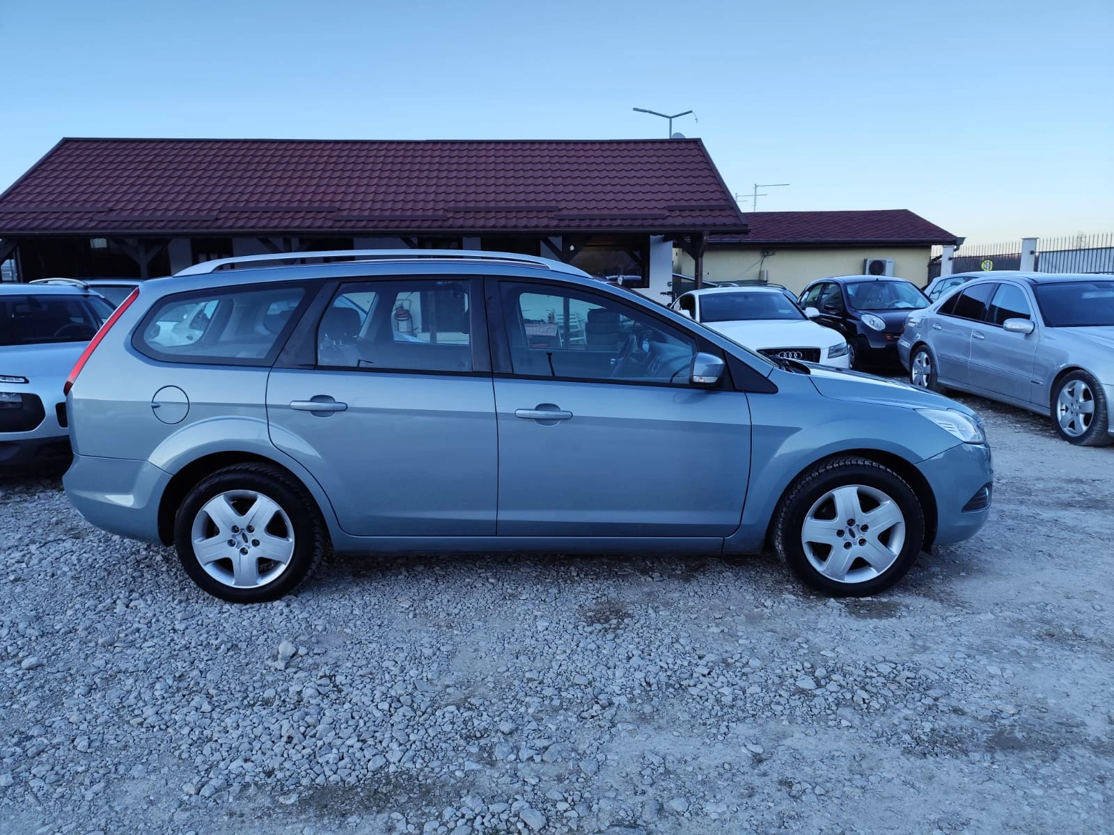 Ford Focus 1.6 дизел 90 коня Италия - изображение 4