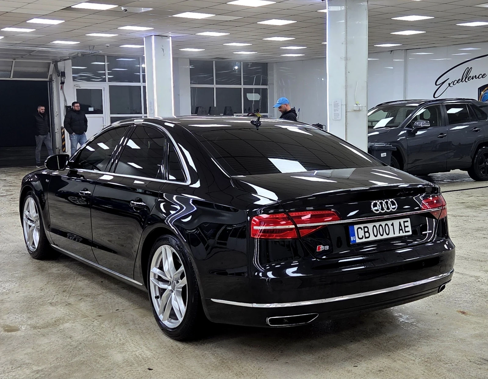 Audi A8 V8 520k.с./Matrix/Bose/Massage/Distronic/Head up, снимка 4 - Автомобили и джипове - 53698538