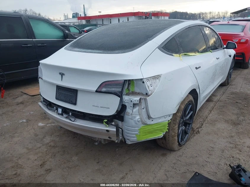 Tesla Model 3 Long Range Dual Motor All-Wheel Drive, снимка 6 - Автомобили и джипове - 53848064