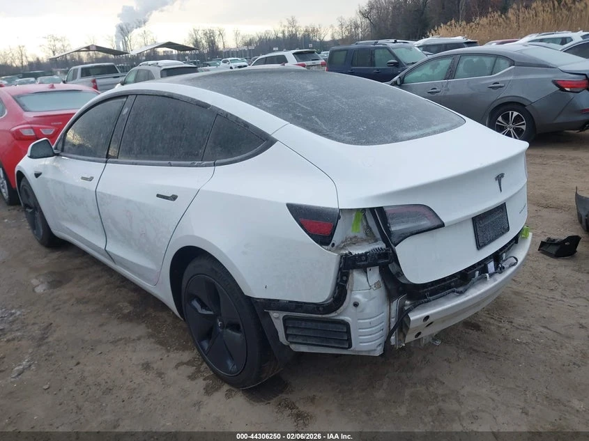 Tesla Model 3 Long Range Dual Motor All-Wheel Drive, снимка 3 - Автомобили и джипове - 53848064