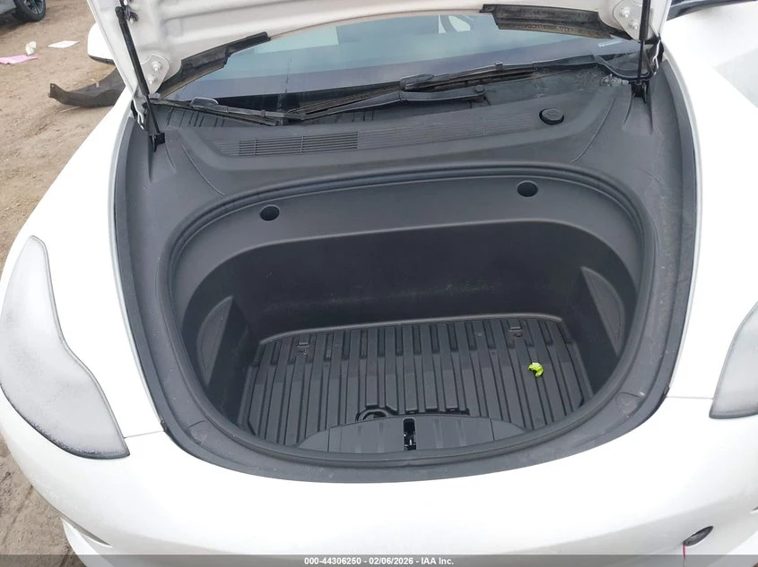 Tesla Model 3 Long Range Dual Motor All-Wheel Drive, снимка 10 - Автомобили и джипове - 53848064