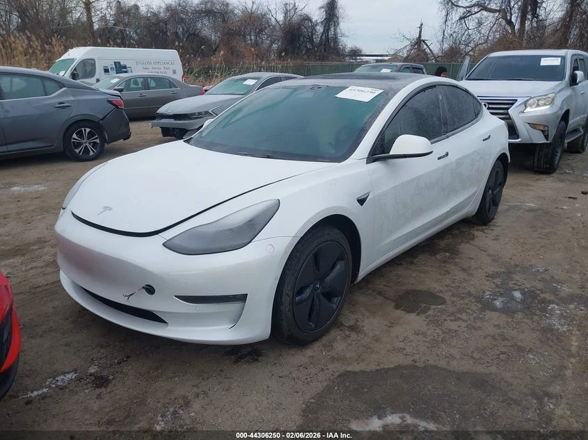 Tesla Model 3 Long Range Dual Motor All-Wheel Drive, снимка 2 - Автомобили и джипове - 53848064