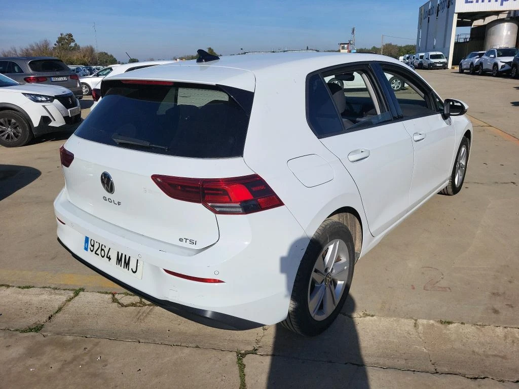 VW Golf eTSI, снимка 2 - Автомобили и джипове - 53903244