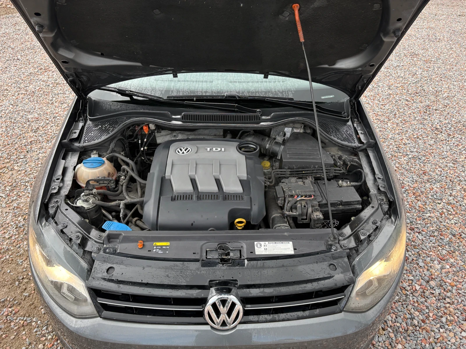 VW Polo, снимка 15 - Автомобили и джипове - 54660905
