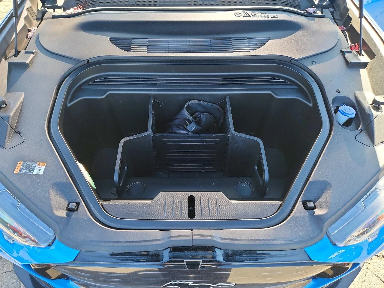 Ford Mustang Mach-E Premium, снимка 11 - Автомобили и джипове - 54371457
