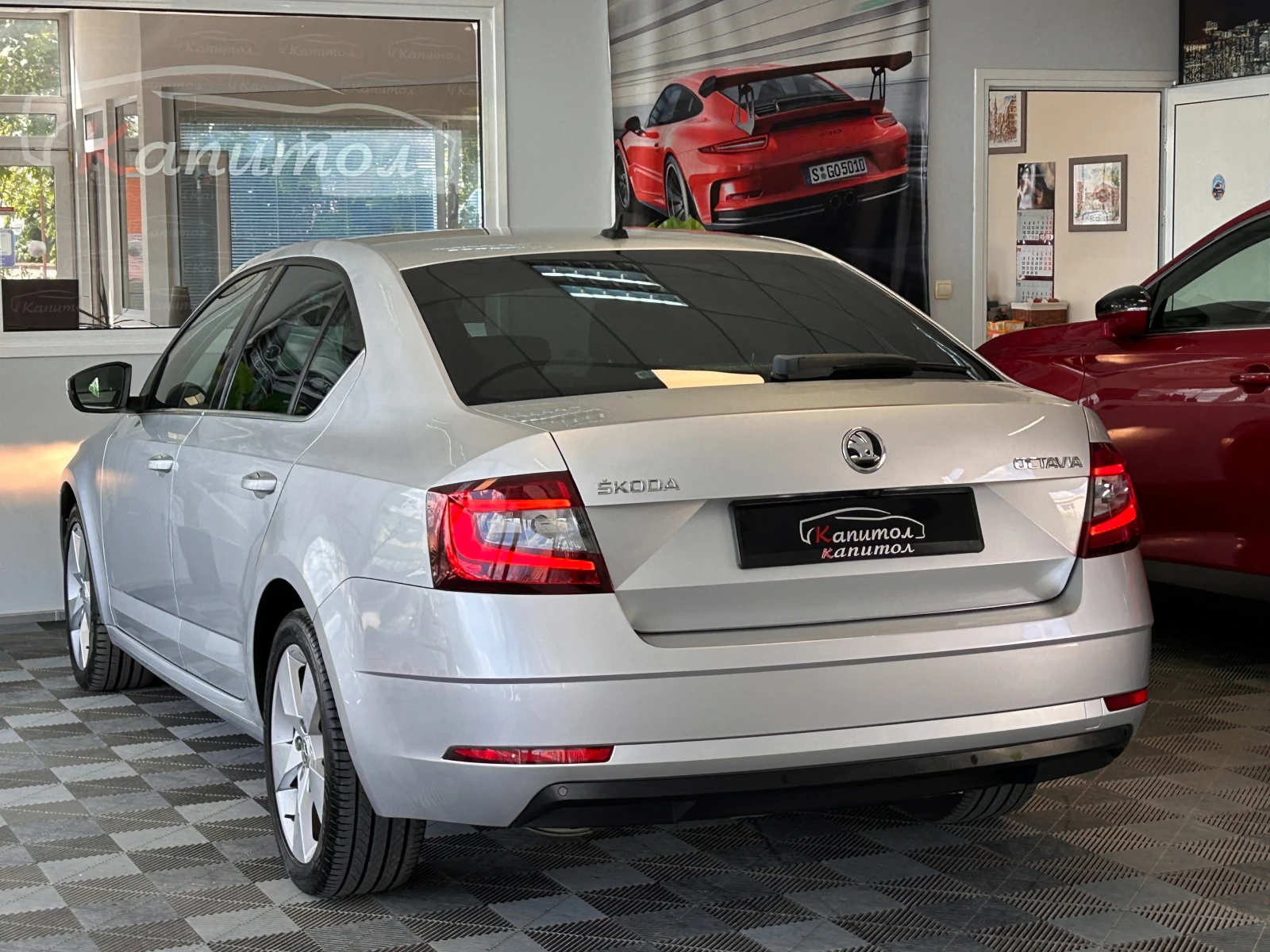 Skoda Octavia 2.0TDI 6 DSG 150кс, снимка 4 - Автомобили и джипове - 54713151