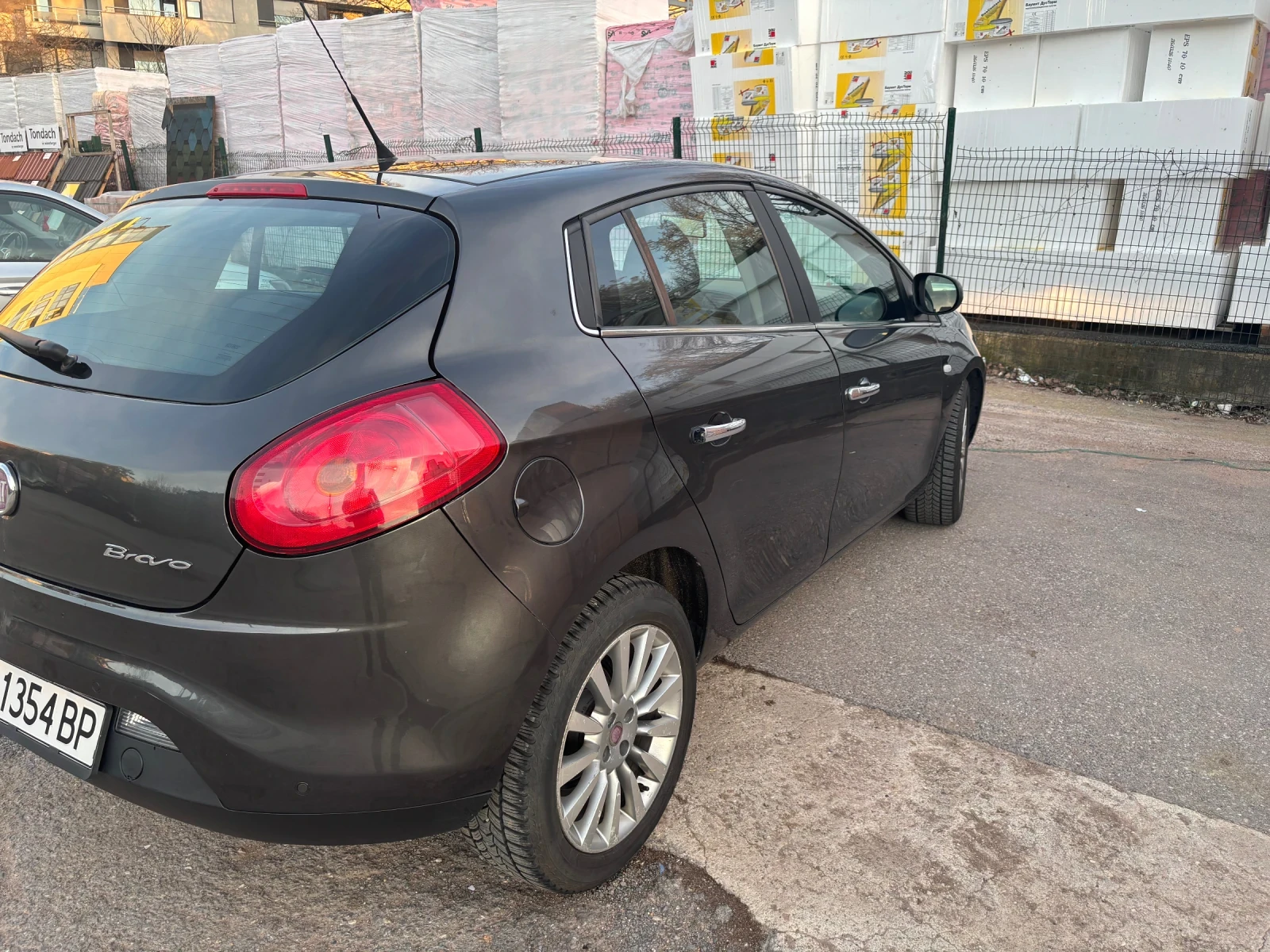 Fiat Bravo, снимка 4 - Автомобили и джипове - 54767593