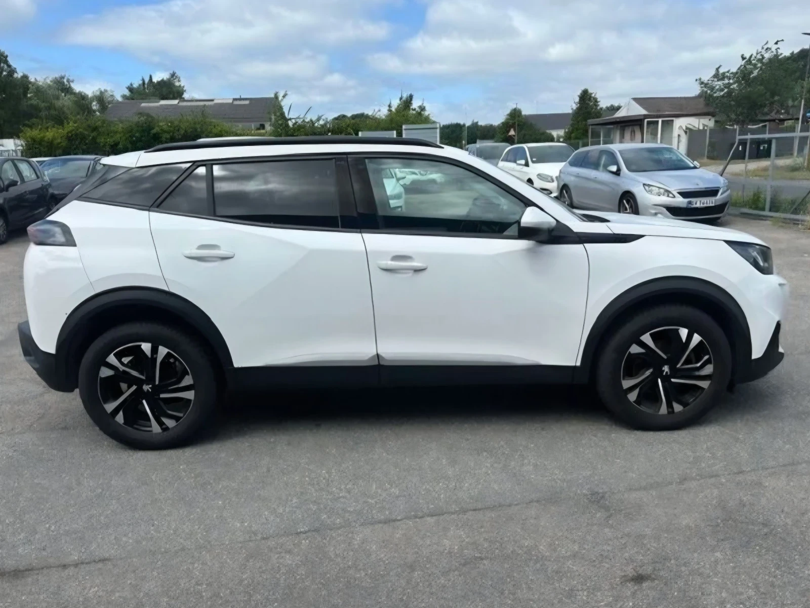 Peugeot 2008 1.5 HDI 131 | EAT8 | TOP, снимка 7 - Автомобили и джипове - 55251740