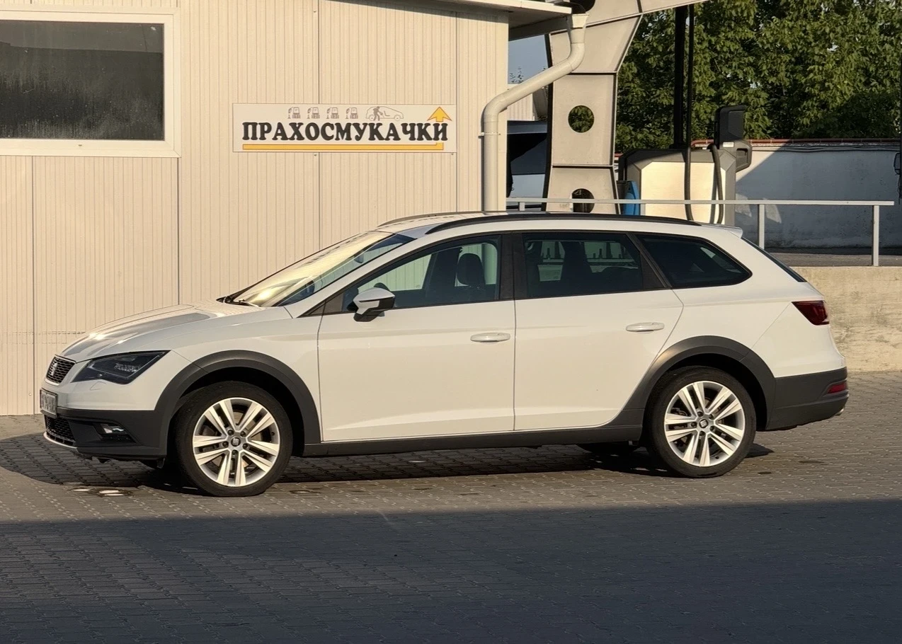 Seat Leon Seat Leon Experience 2.0 TDI 184, снимка 9 - Автомобили и джипове - 55446752