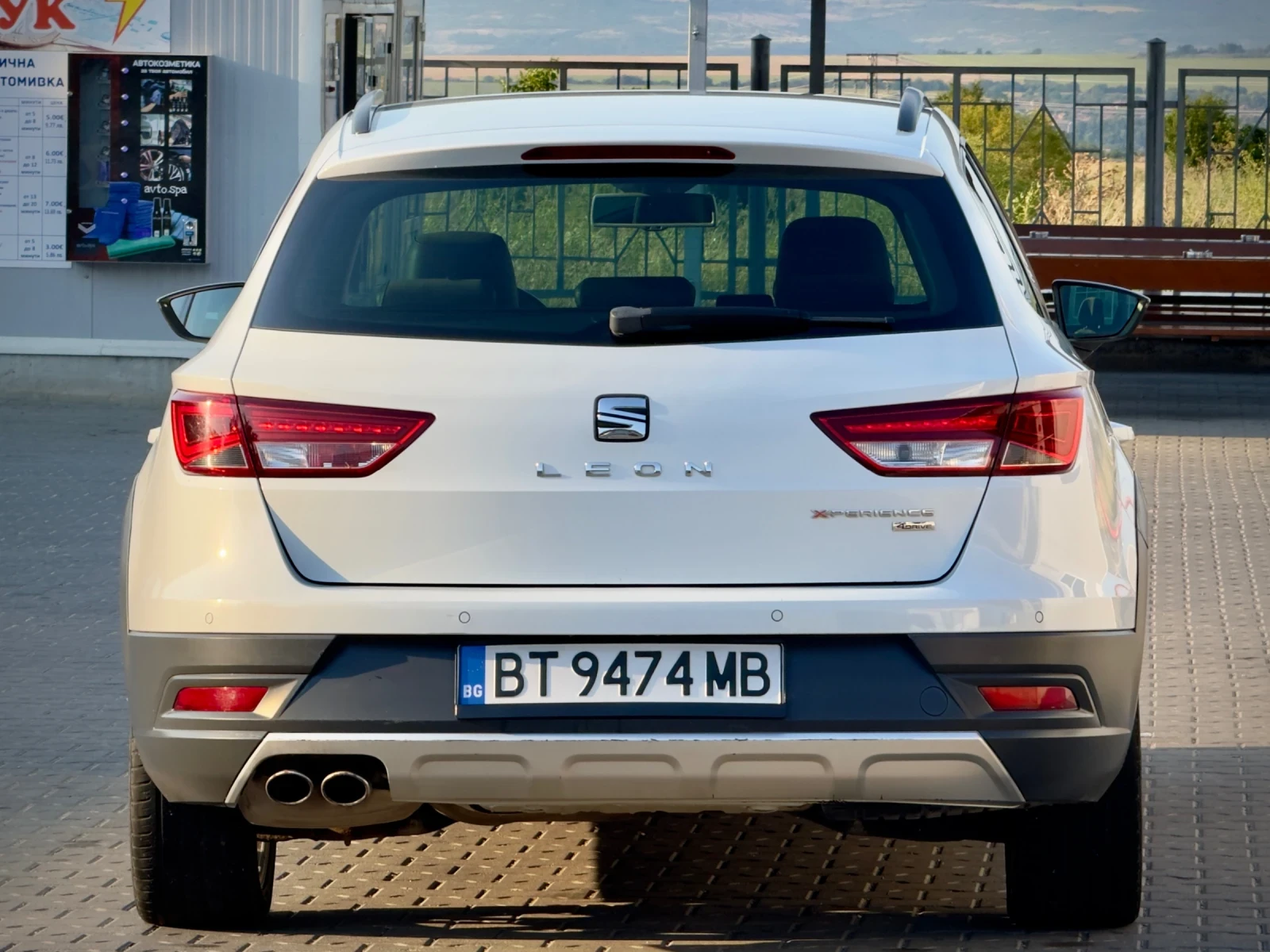 Seat Leon Seat Leon Experience 184 к.с. * Distronic * NAVI , снимка 9 - Автомобили и джипове - 55696638
