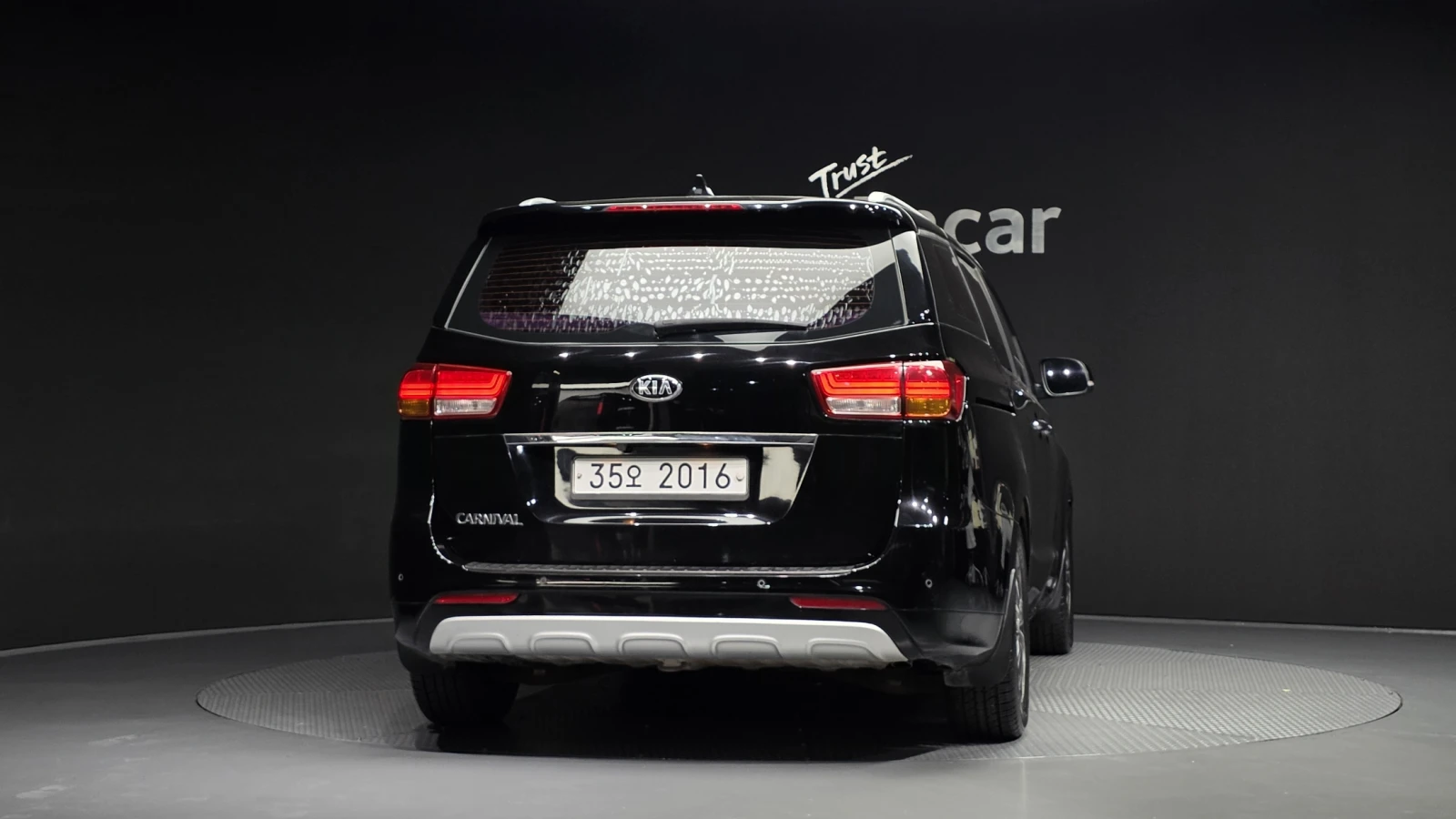 Kia Carnival ПОДГРЕВ ВОЛАН* КРАЙНА ЦЕНА, снимка 4 - Автомобили и джипове - 56024529
