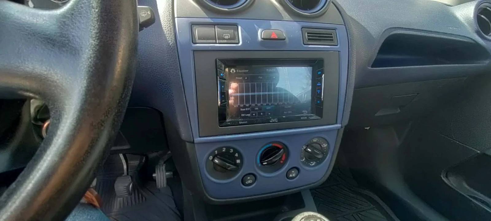 Ford Fiesta, снимка 4 - Автомобили и джипове - 56107602