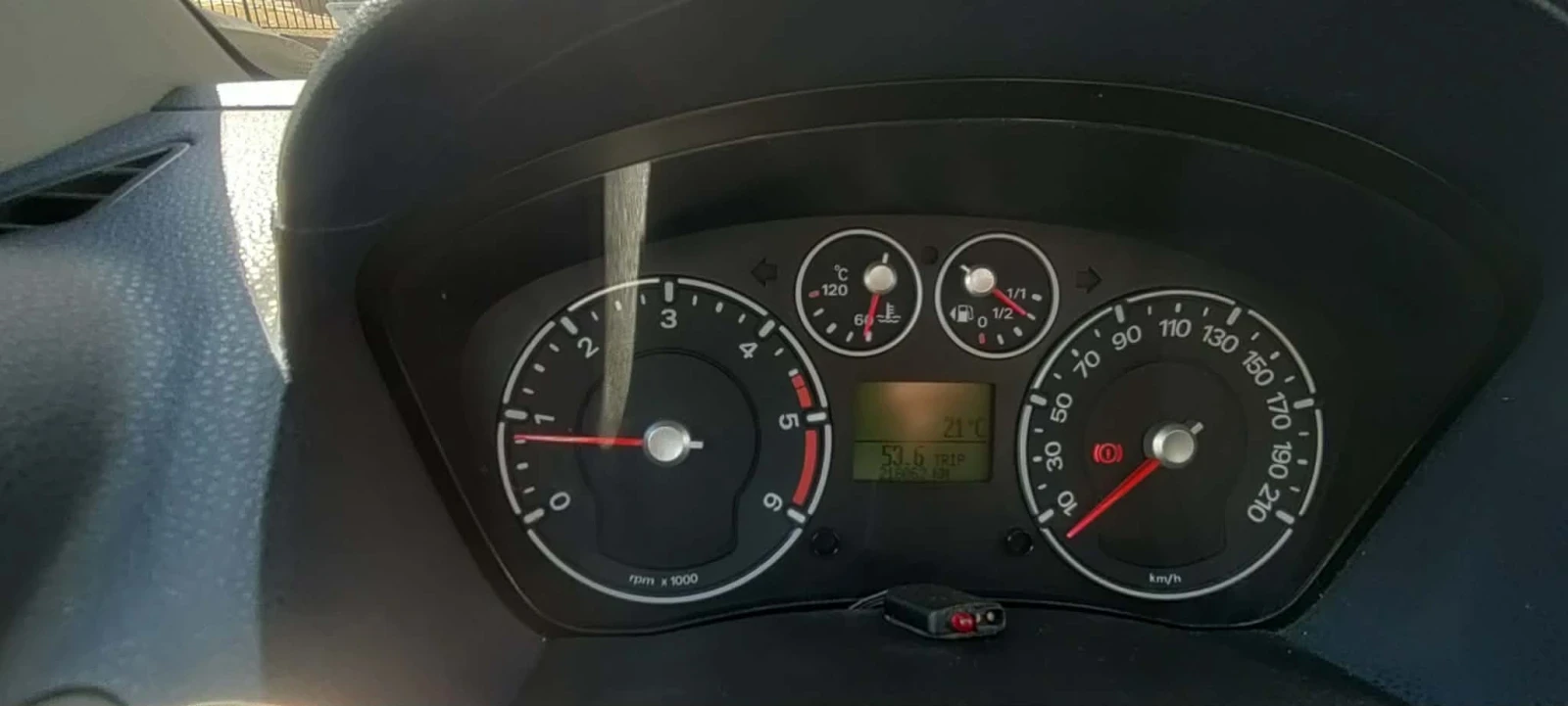 Ford Fiesta, снимка 3 - Автомобили и джипове - 56107602