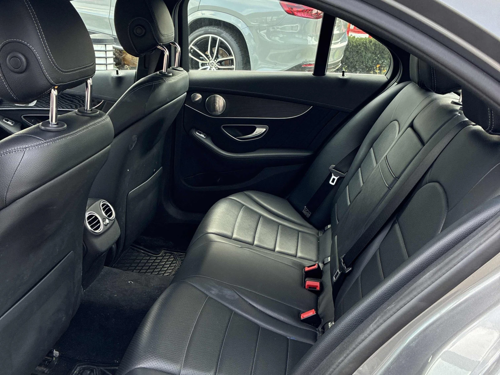 Mercedes-Benz C 400 / Burmester / Carfax / ���������� | Mobile.bg � ����������� 11