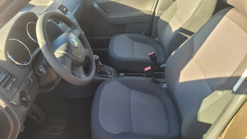 Skoda Yeti 2.0  тди 4х4, снимка 7 - Автомобили и джипове - 53565436