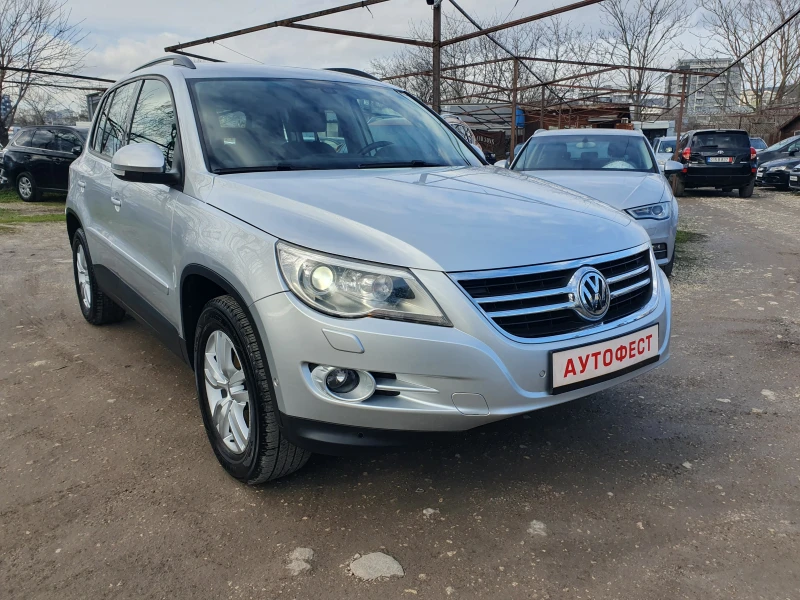 VW Tiguan 2.0 TDI 4x4 Теглич NAVI КАМЕРА BIXENON, снимка 4 - Автомобили и джипове - 53573728