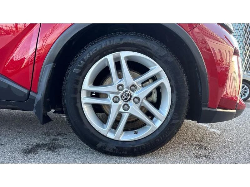 Toyota C-HR 1.8 HYB 4X2 CENTER, снимка 16 - Автомобили и джипове - 53119012