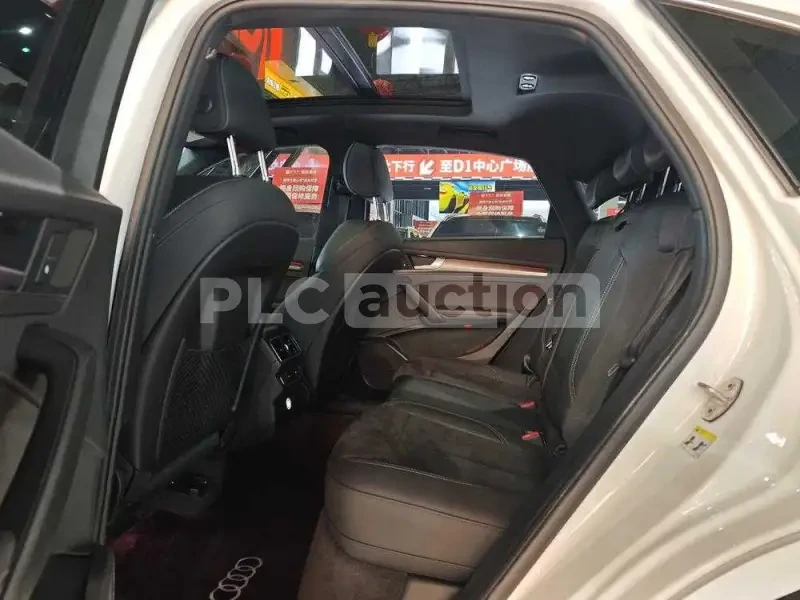 Audi Q5 L SPORTBACK| ALCANTARA| PANO| 360 KAMEРИ| , снимка 15 - Автомобили и джипове - 54269361