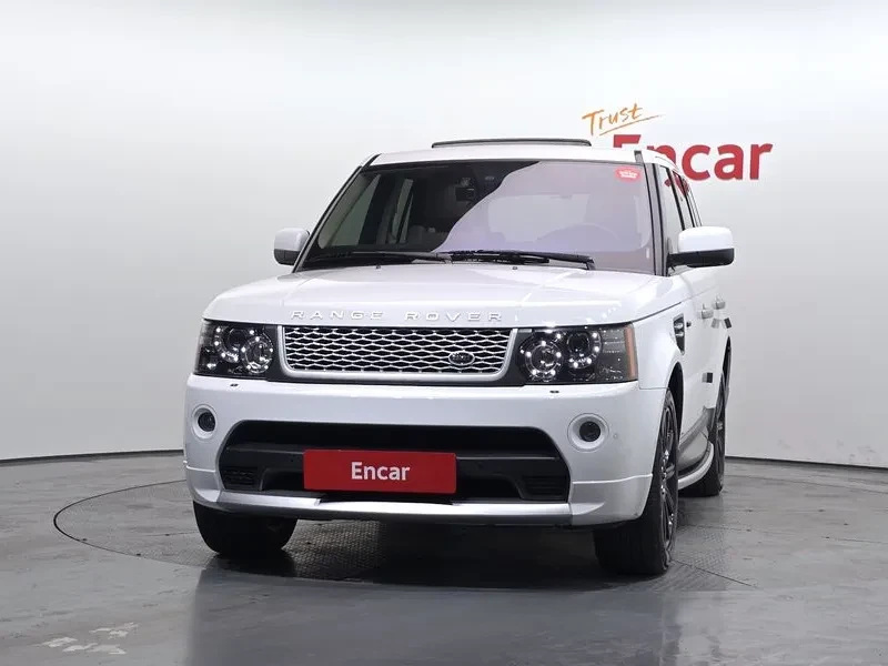 Land Rover Range Rover Sport 3.0D, снимка 3 - Автомобили и джипове - 54500519