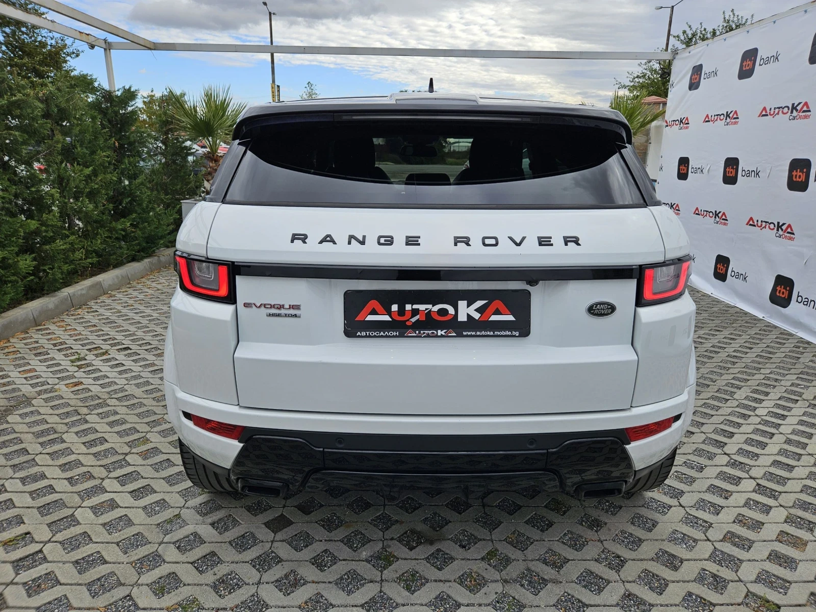 Land Rover Range Rover Evoque 2.0TD-180kc= 4x4= 9СКОРОСТИ= КАМЕРА= MEDIAN= FACE - изображение 4