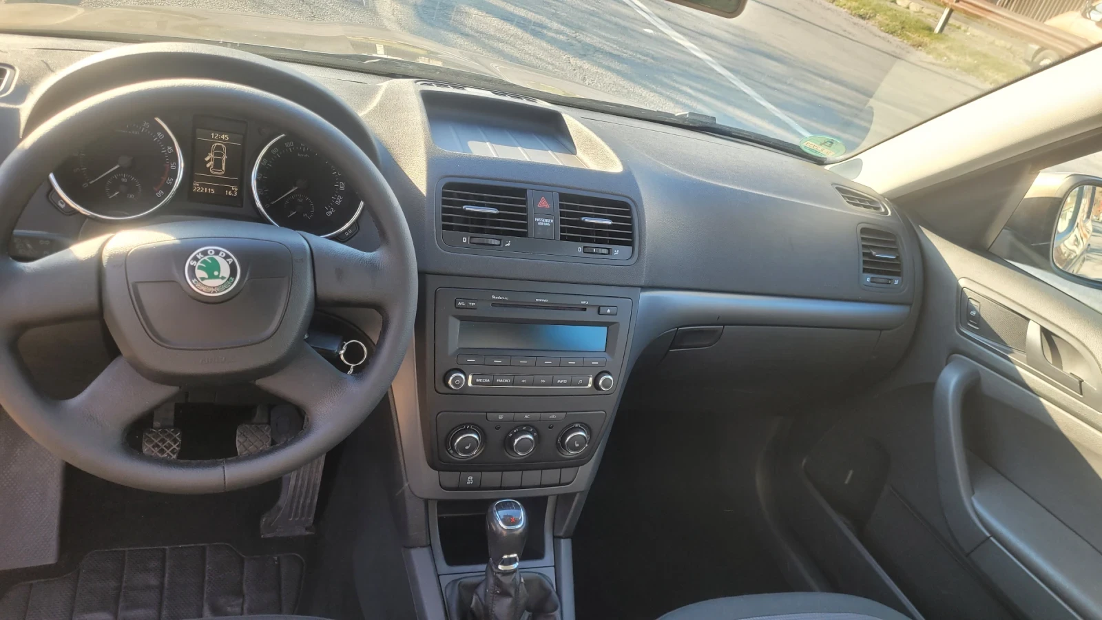 Skoda Yeti 2.0  тди 4х4 - изображение 8