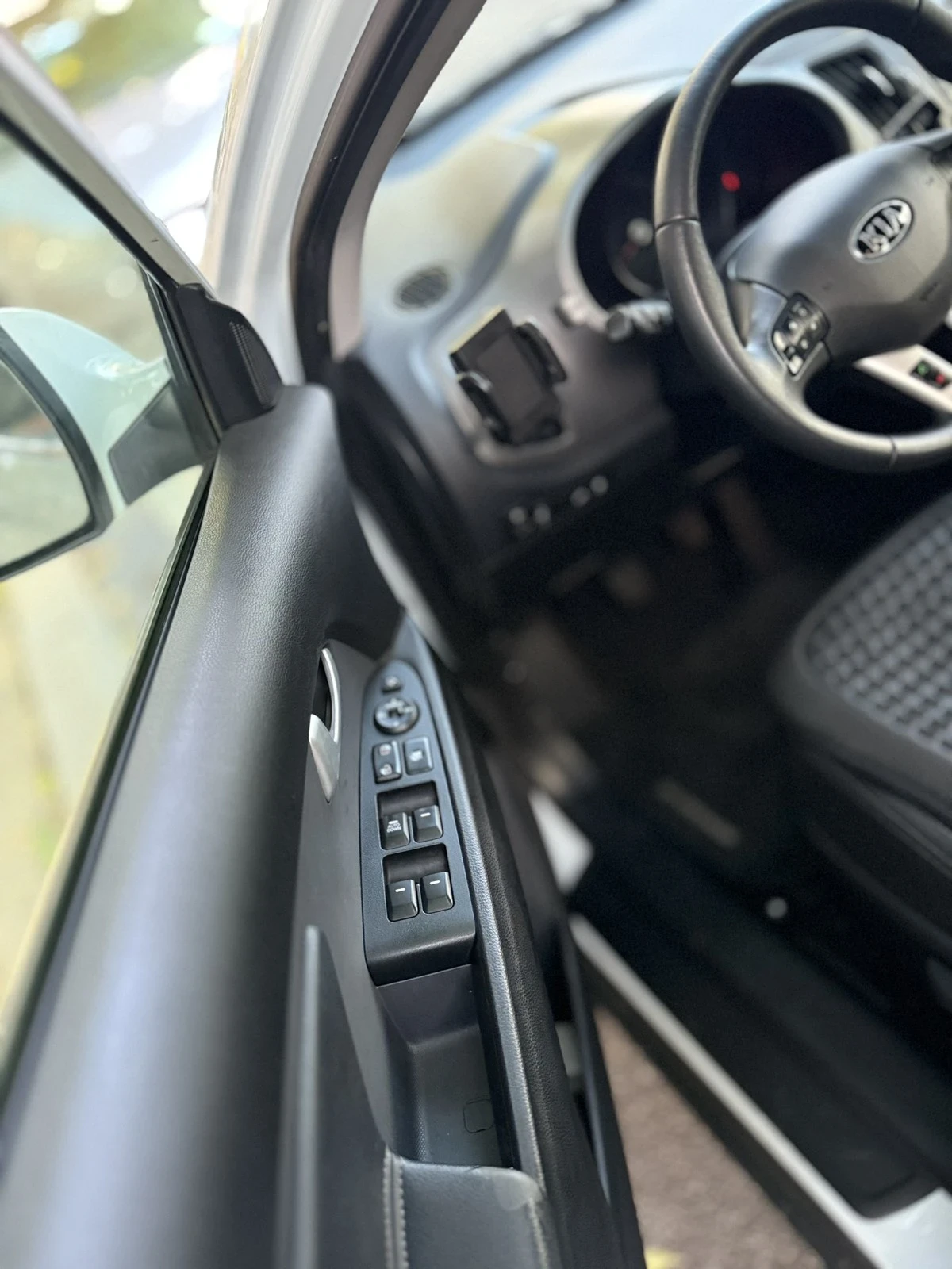 Kia Sportage, снимка 5 - Автомобили и джипове - 54921141