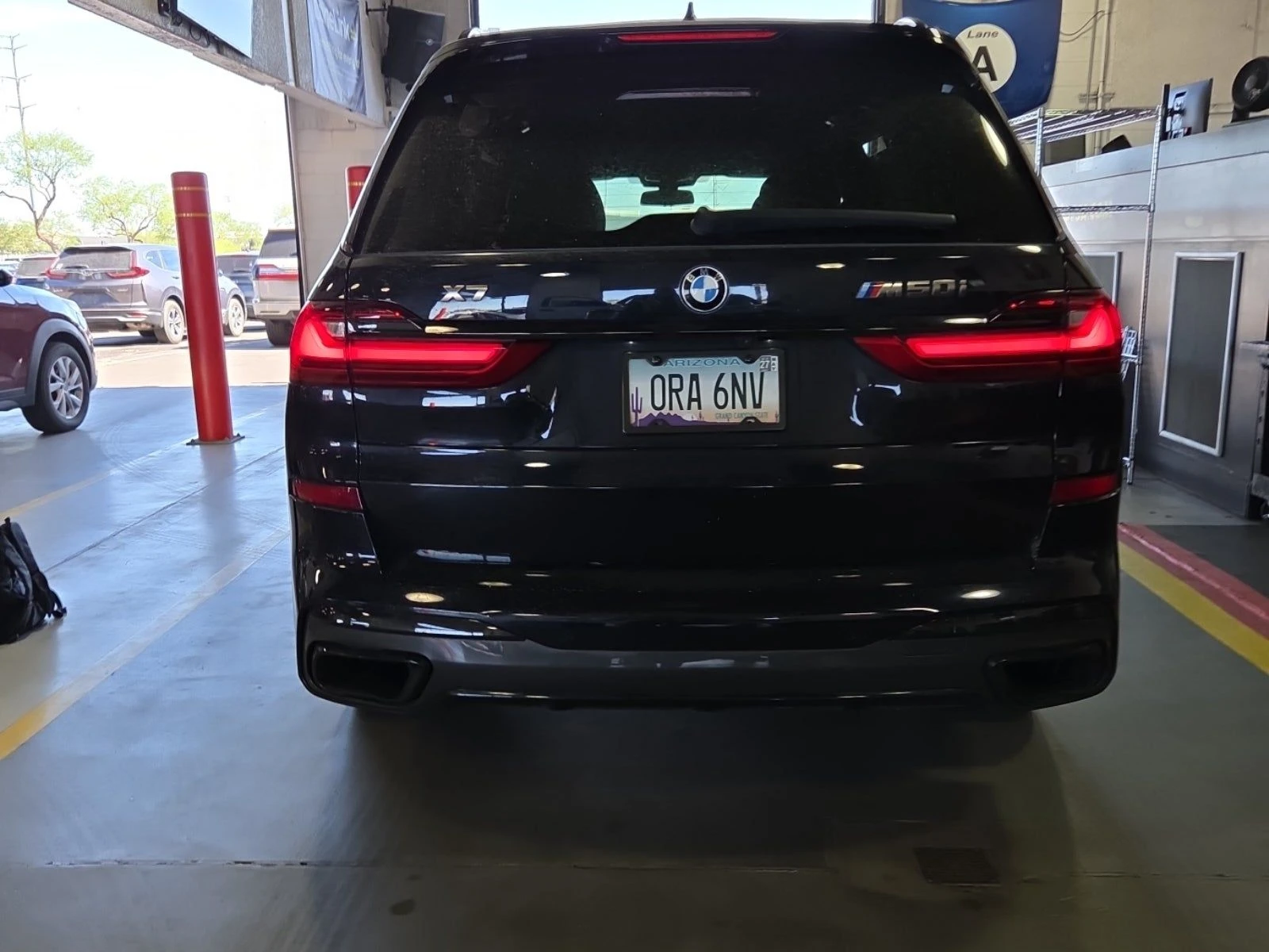BMW X7 M-PK* 7PASS* LASER* DIS* ОБДУХ* МАСАЖ* КРАЙНА ЦЕНА, снимка 4 - Автомобили и джипове - 55147526