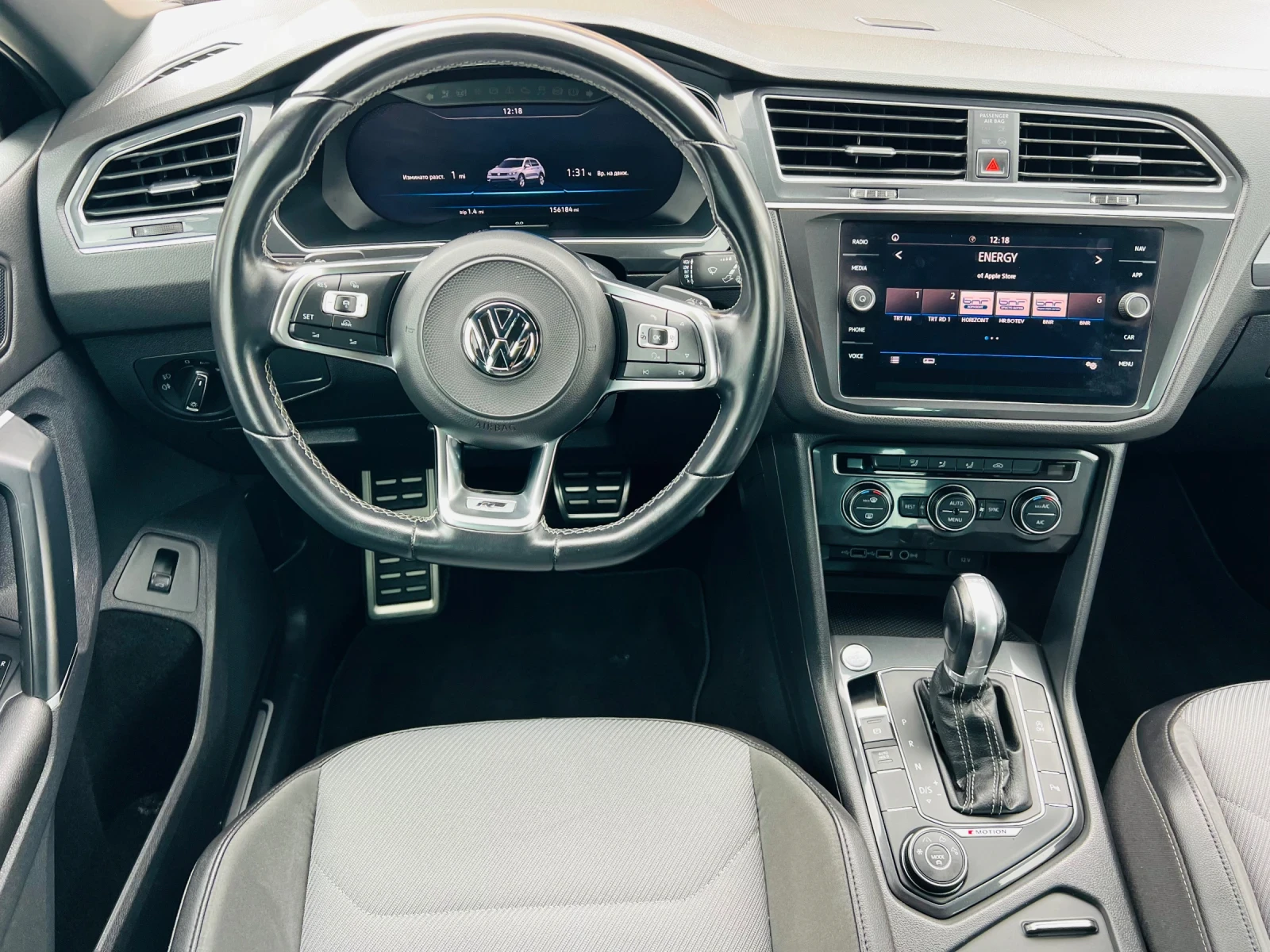 VW Tiguan 2.0TDI* R-LINE* 100%km* FACE* AUT* FULL* LIZING, снимка 5 - Автомобили и джипове - 56230488