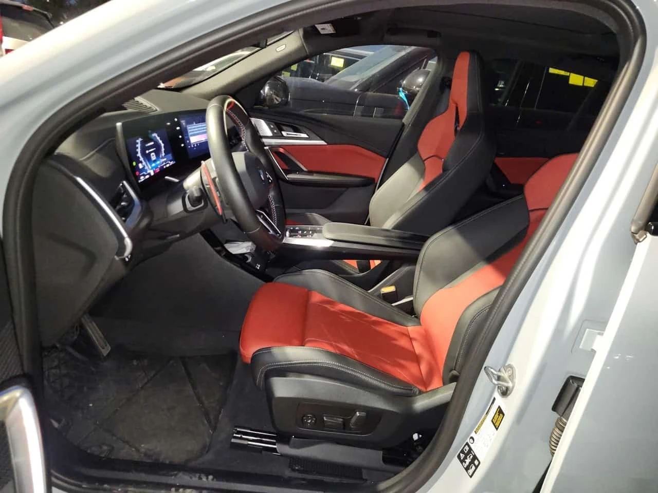 BMW X2 M35i| HAR/KAR| PANO| HUD| ПАМЕТ| 2 КЛЮЧА, снимка 3 - Автомобили и джипове - 56324927