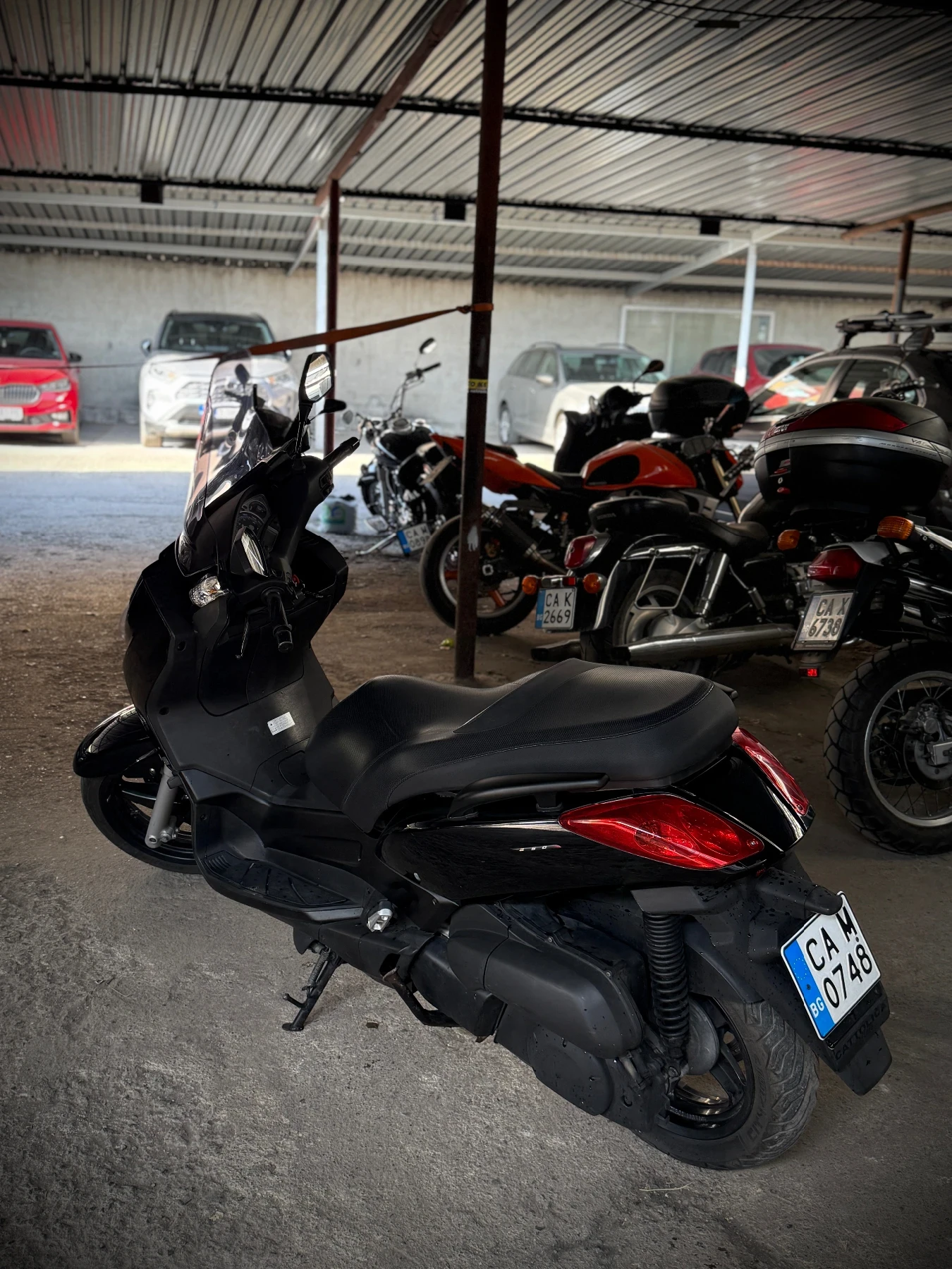 Yamaha X-max 250 - изображение 4