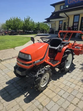 Трактор Kubota B52, снимка 2