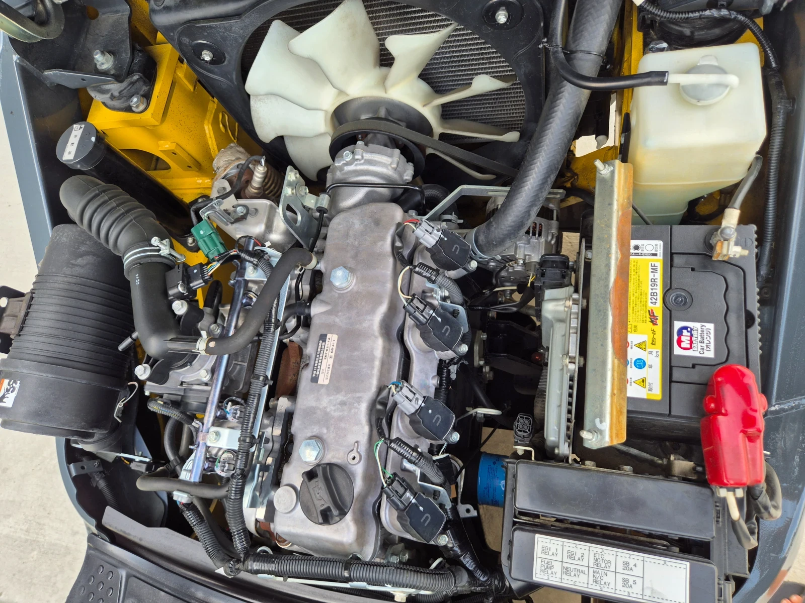  Komatsu  * 1.8  *   *  * ! | Mobile.bg   13