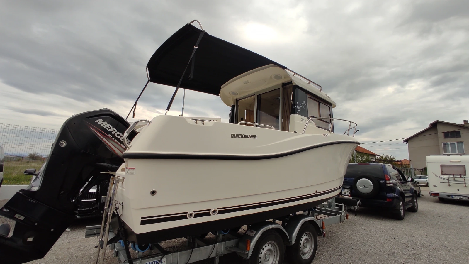 Моторна яхта Quicksilver 605 PILOT HOUSE PESHE POMENADE - изображение 8