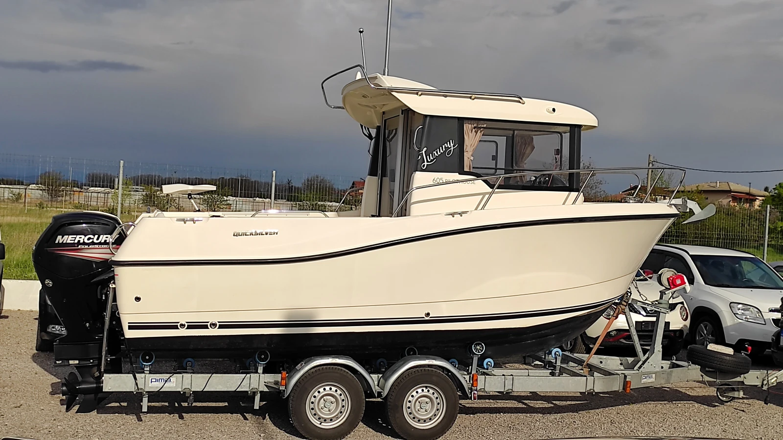 Моторна яхта Quicksilver 605 PILOT HOUSE PESHE POMENADE - изображение 3