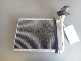 Радиатор парно Тойота Рав4 2.2д (н)