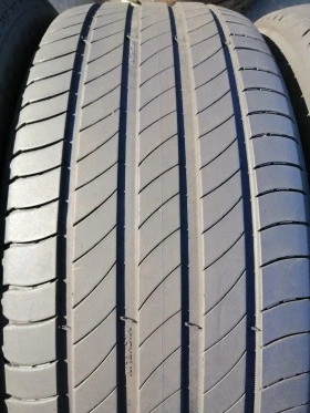      225/55R18