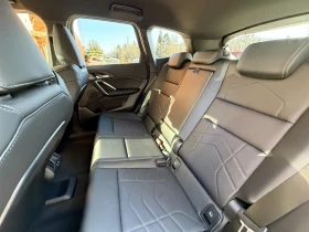 BMW iX1 xDrive30, снимка 11